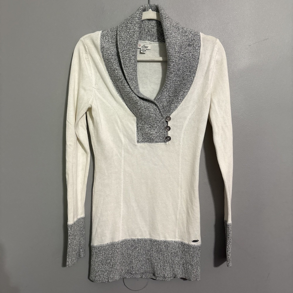 Guess‎ Pullover Sweater Womens Med Fitted Knit Rib Cuff Shawl Collar Button Read